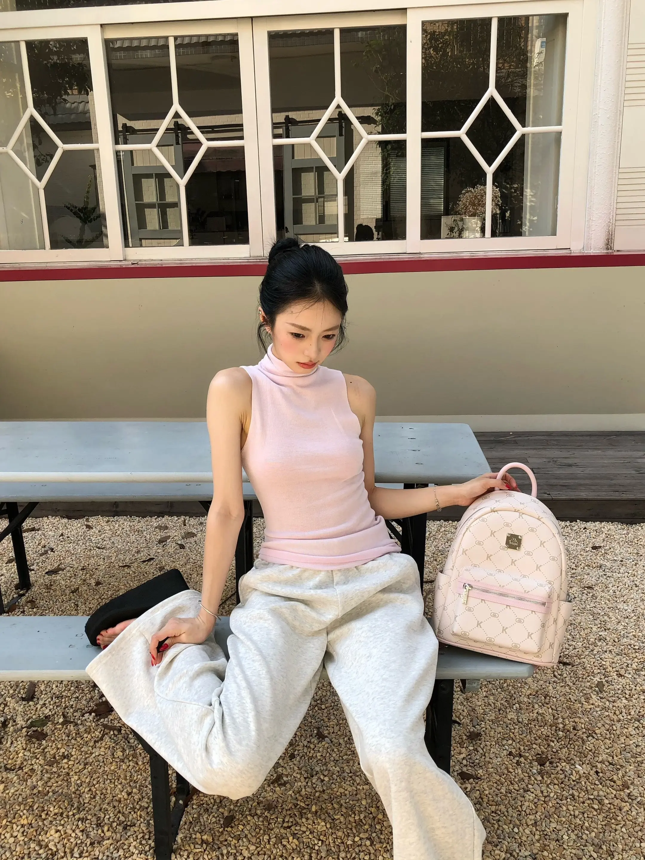 善良可爱不足以形容我了 我简直是最美好的女孩
