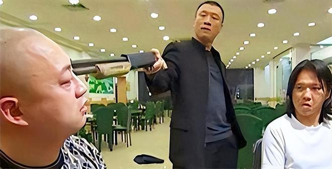 日本为什么对雷达照射反应这么大 我也是看讲解才知道这雷达照射就和图一这样，但是本