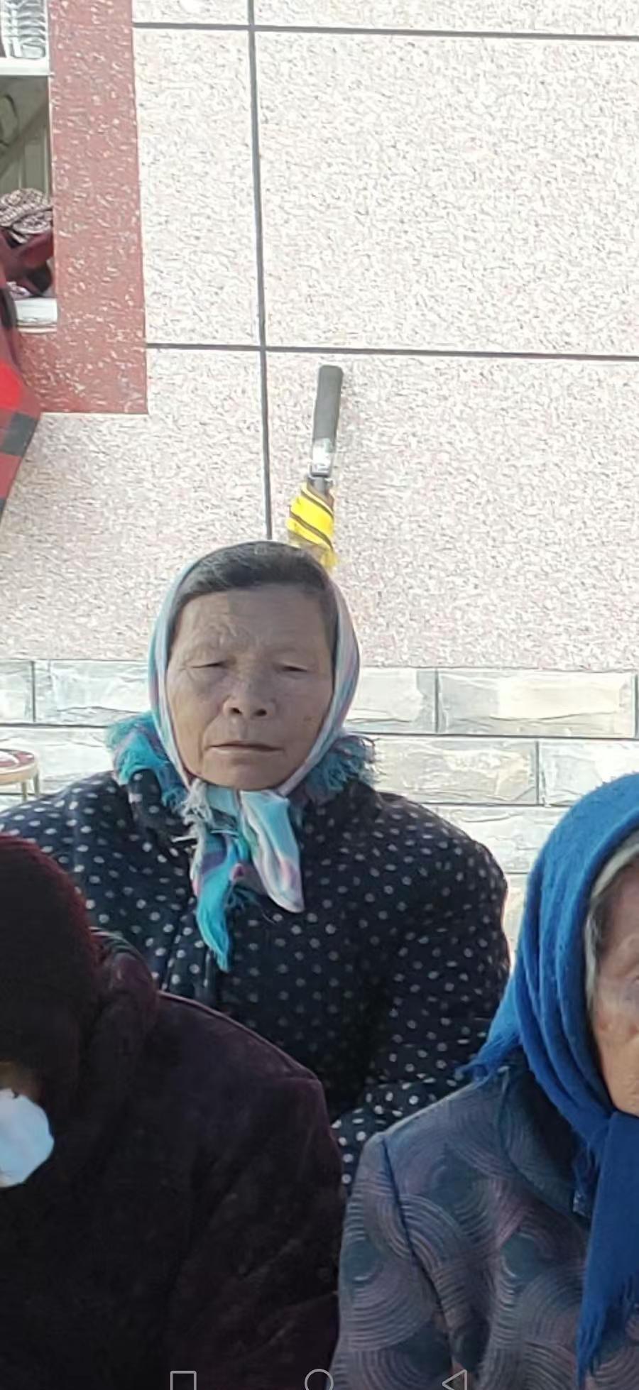 各位亲朋好友、社会爱心人士：大家好！受近期强降雨及洪水灾害影响，我的奶奶[陆春英