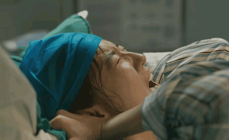 女演员没有生过孩子，却在戏中演生孩子的片段，观众们看着会不会觉得很尴尬呢？
比如