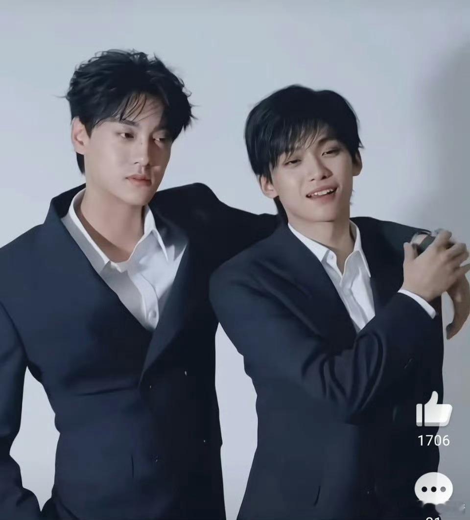 历年的King和Queen今年微博之夜他俩参加吗？ KQ给他俩行不行？