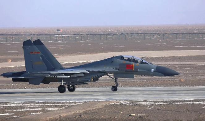 美国飞行员发现一个怪现象，每次他们抵近中国侦察，伴飞拦截他们的可不是歼20，也不