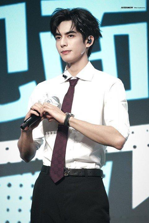 爱人的答卷宋威龙答100分喜欢宋威龙的理由很简单，他始终保持着纯粹与真诚。面对 