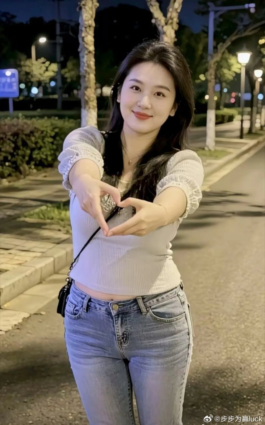 于繁华处守本心 于安静处见自己 