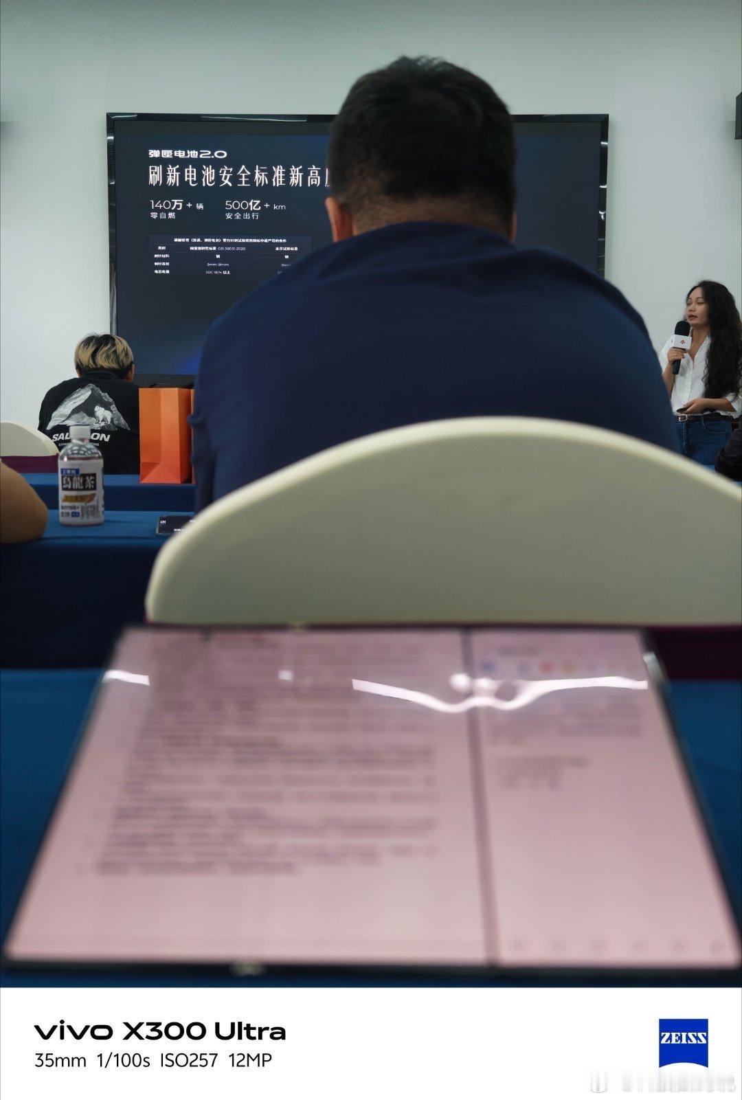 开了一个多小时车已经开始干活了本来之前每天也7点起都不困的昨晚看了曼城vs阿森纳