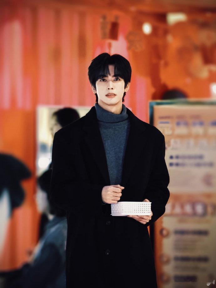 赵今麦眼中的林屿森谁懂啊！赵今麦宋威龙互晒眼中的对方，我的《骄阳似火》DNA 动