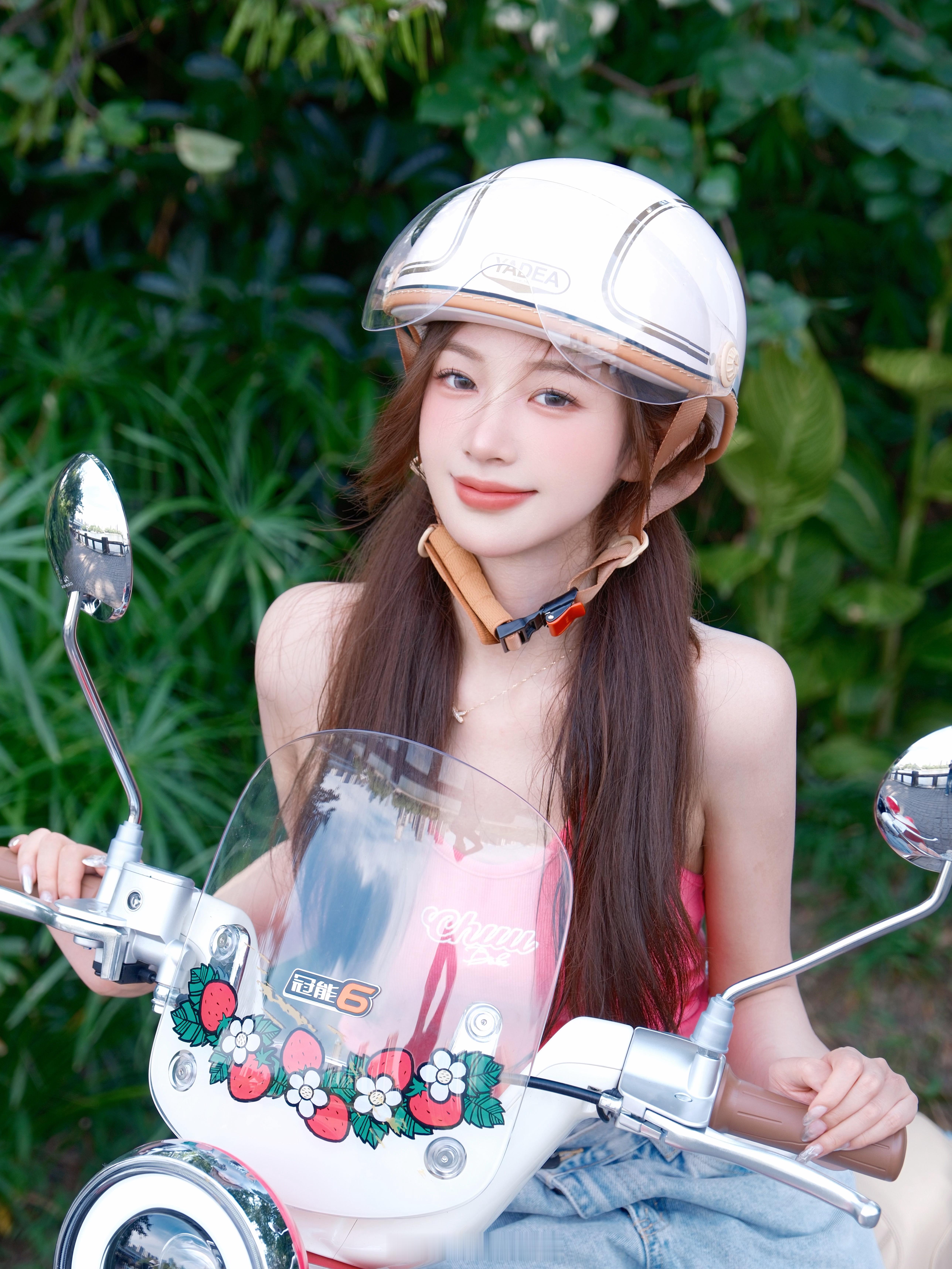 出门兜风🚲才是夏天最应该做的事情~谁能拒绝在夏天傍晚骑上小电车出门闲溜达呀比起