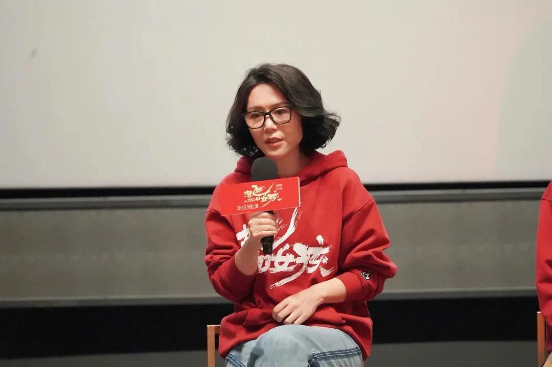 文晏导演「想飞的女孩」整体质量确实不如前作，文本和剪辑上是有一些问题的（尤其是剪