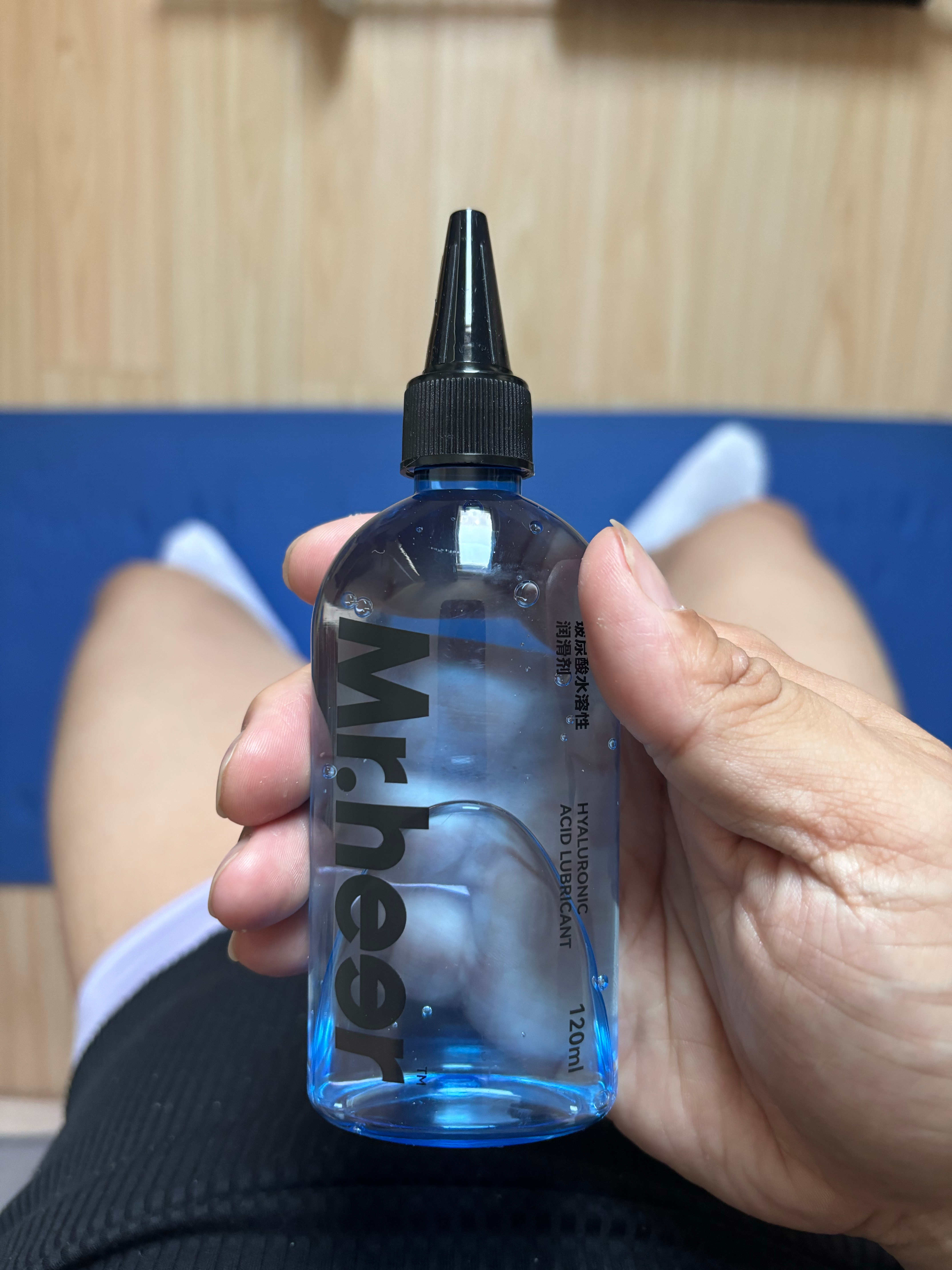 转发抽同款｜真心觉得好用才推荐✨一直很在意私密使用的肤感，太油的闷、太稀的没质感