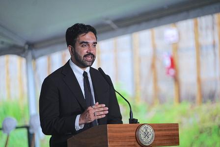 建国营供销社，搞计划经济，纽约要建设社会主义？
资本主义的核心地带，开始萌生计划