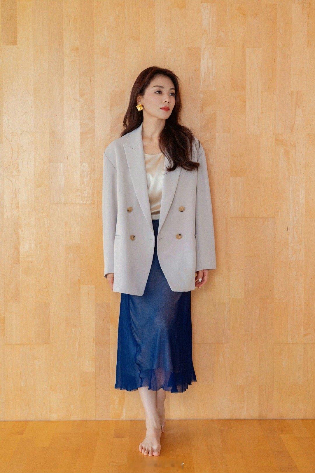 刘涛裸足真无敌 