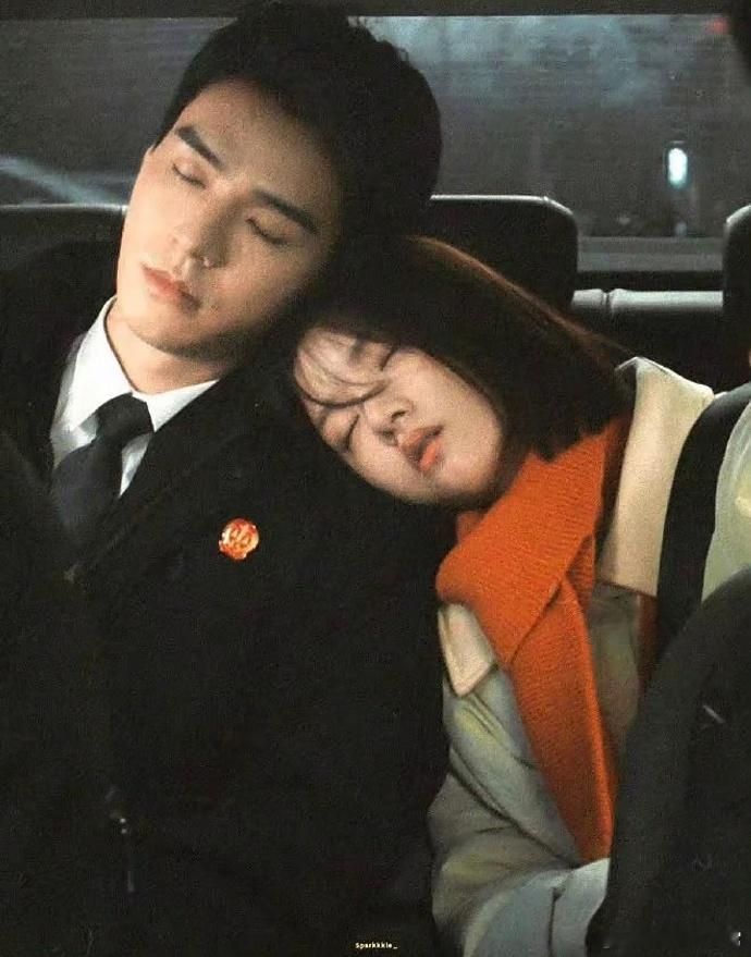 任敏发长文告别秦睿 本来还在为《家事法庭》收官emo，刷到任敏的长文瞬间破防。她