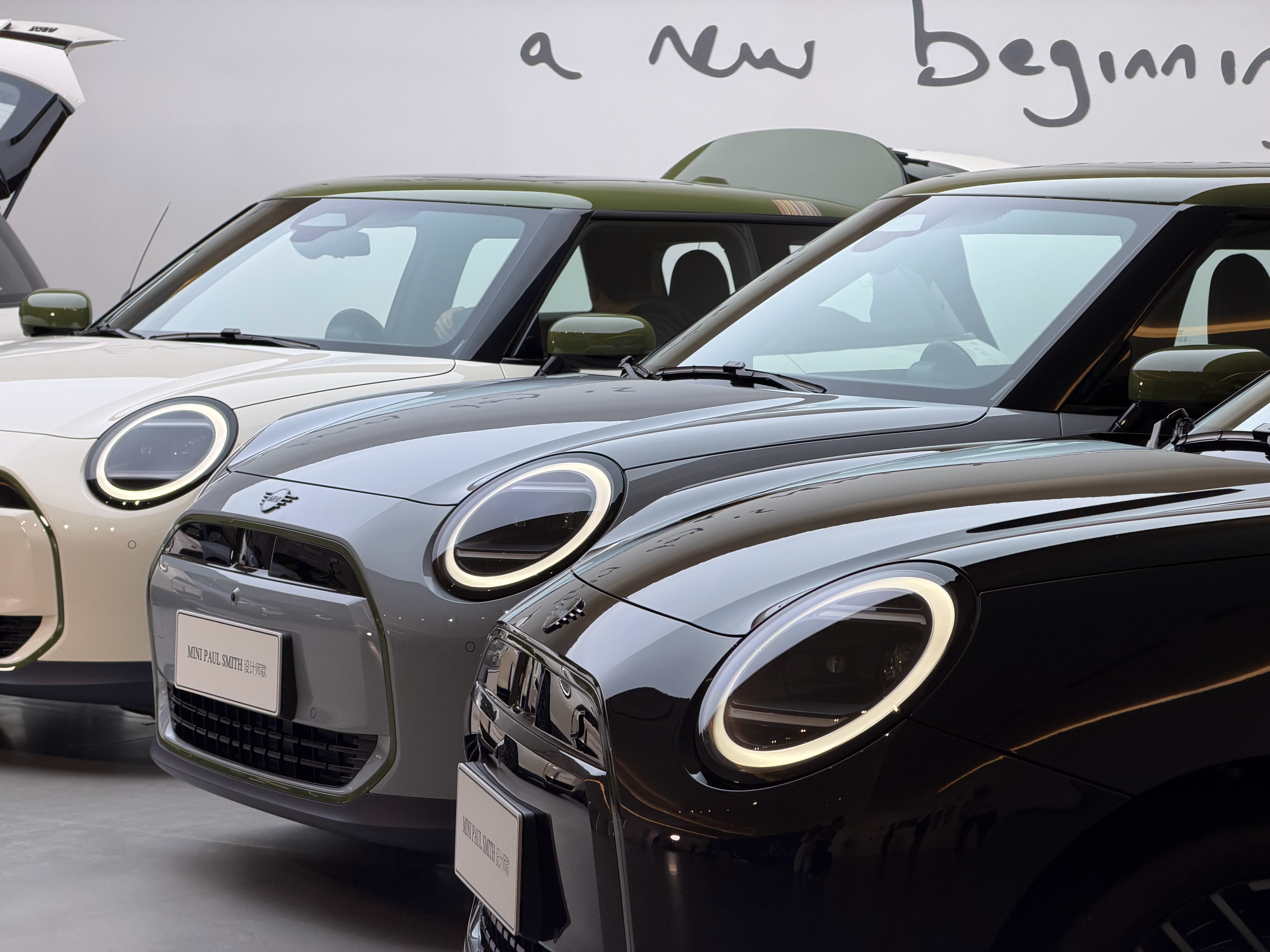 最近看mini怎么这么顺眼～大家觉得mini是油的好，还是纯电的好呢 北京