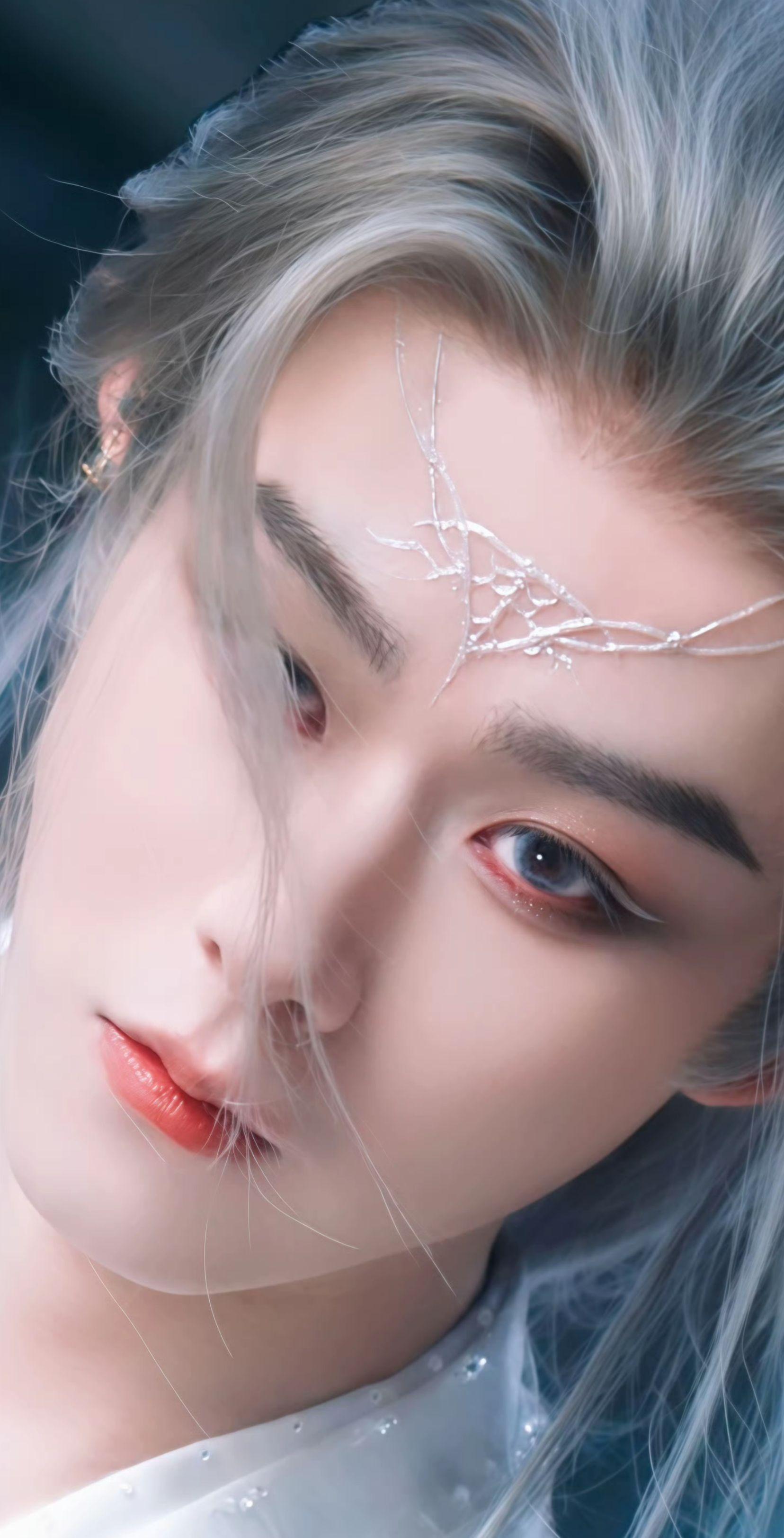 龙这个人就是，但凡自私一点会好过太多。可惜那么柔软的小动物要塞进冰雪的...