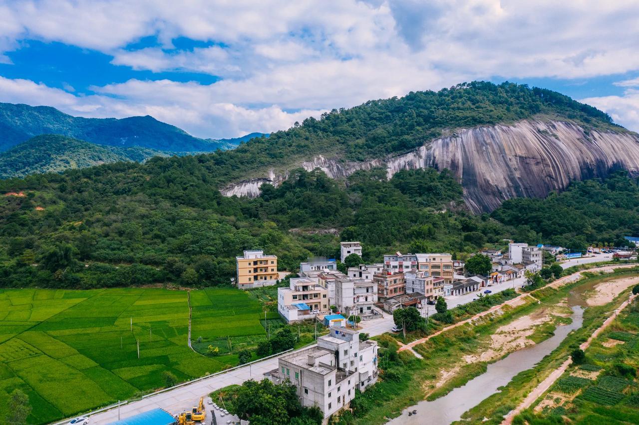 🎈宝子们，今天来给大家介绍一个超厉害的地方——位于广东省肇庆市封开县杏花镇广信