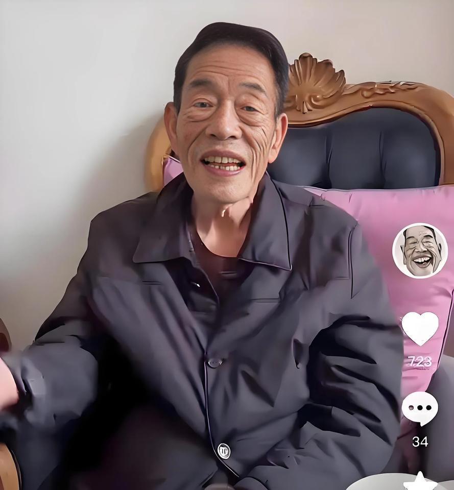 杨少华老先生这一辈子真不容易，12岁开始学说相声。到了94岁的最后一天还为儿子赚
