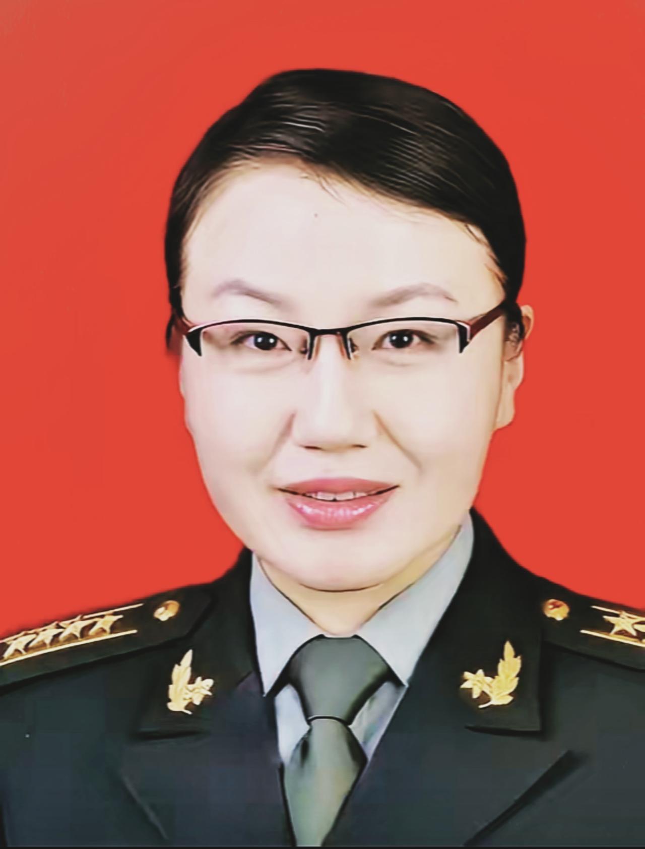 一定是有叛徒在我们中间，不然仅仅以中国女人头脑，怎可能算出我们的飞行路线？
美军