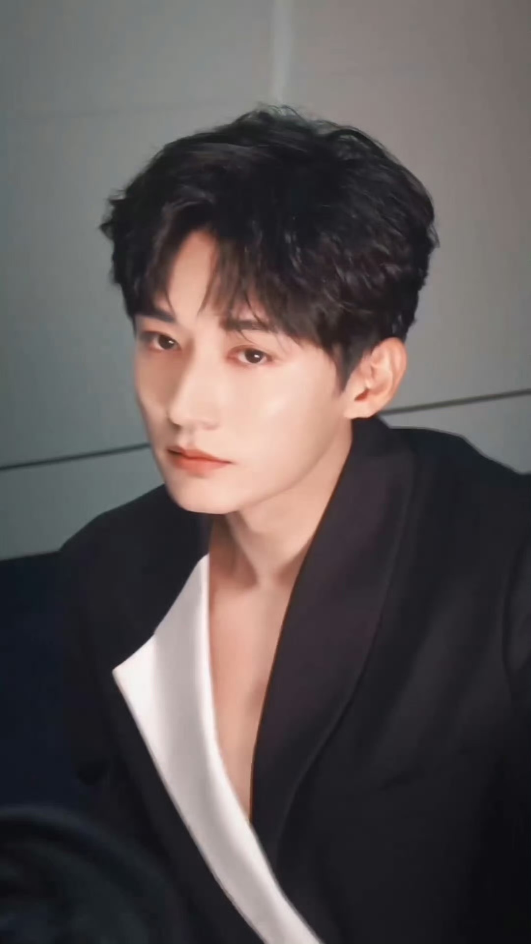 刘学义文荣奖造型刘学义文荣奖造型live图刘学义文荣奖造型live图，帅的，[可