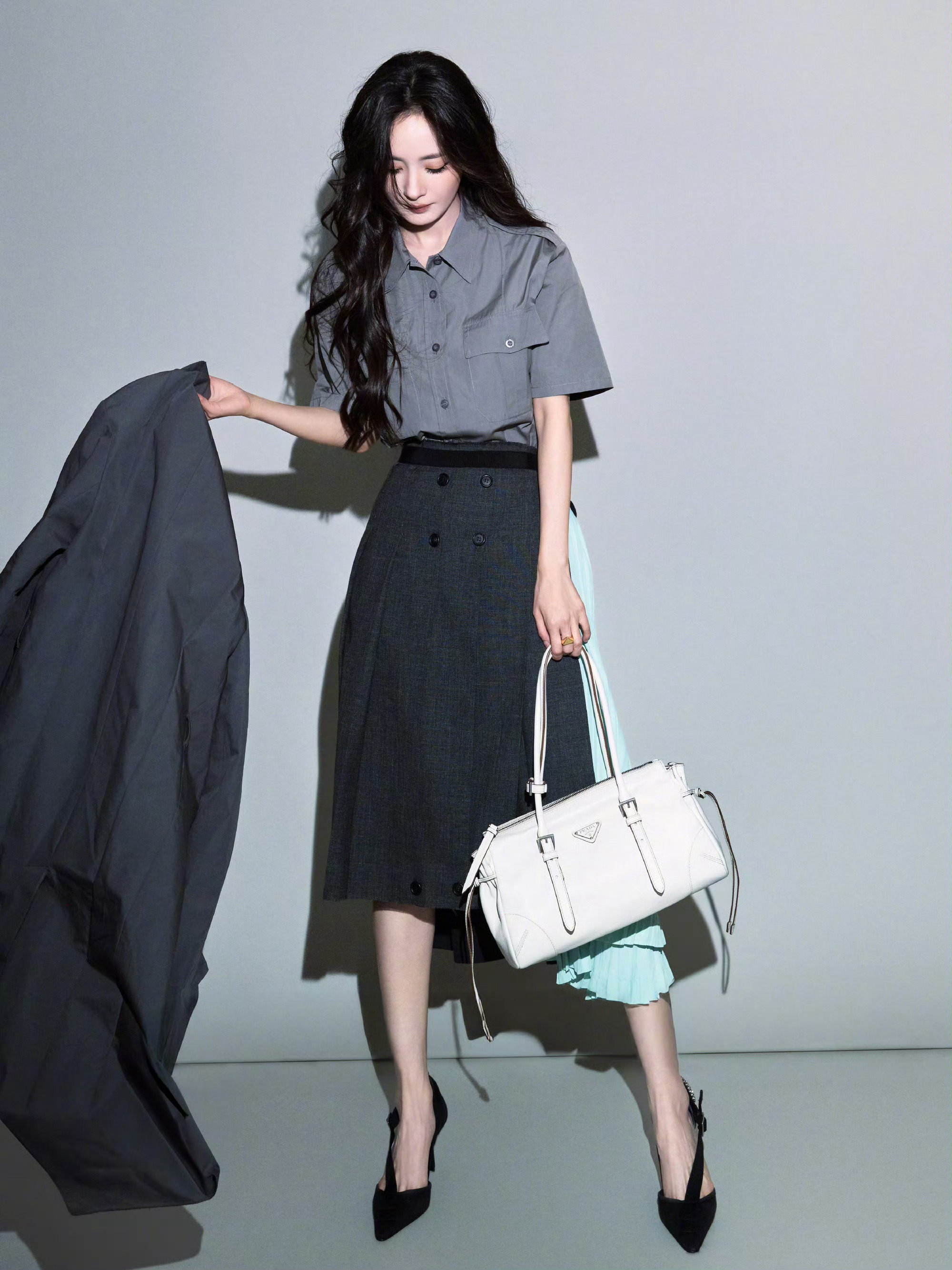 这就是骨子里透出的高级感吗，今天是老公姐，幂姐权威！！！ 