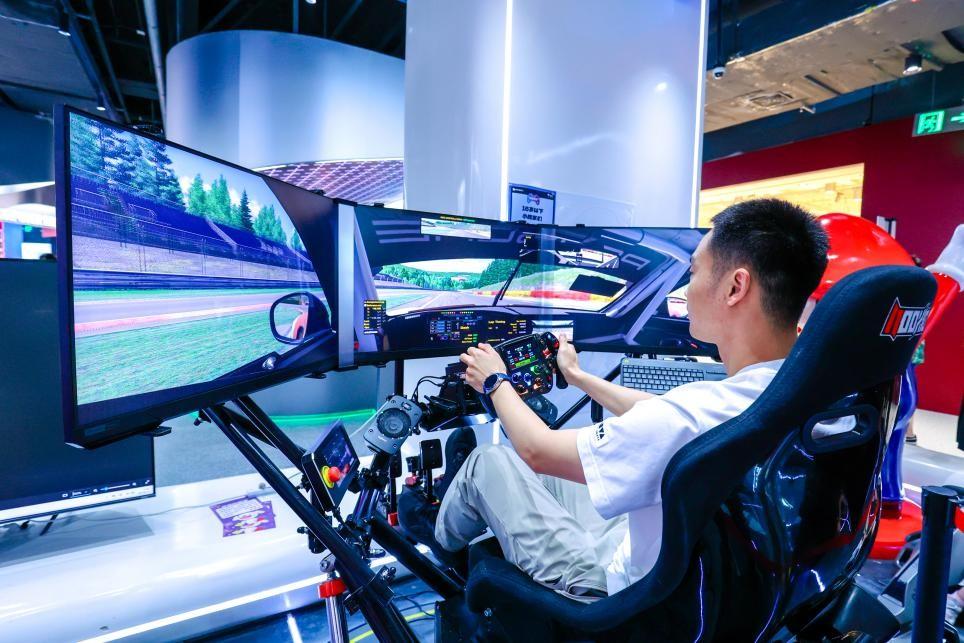 随着京东11.11 线上大促持续升温，线下京东也同步开启狂欢。据介绍，这个京东1