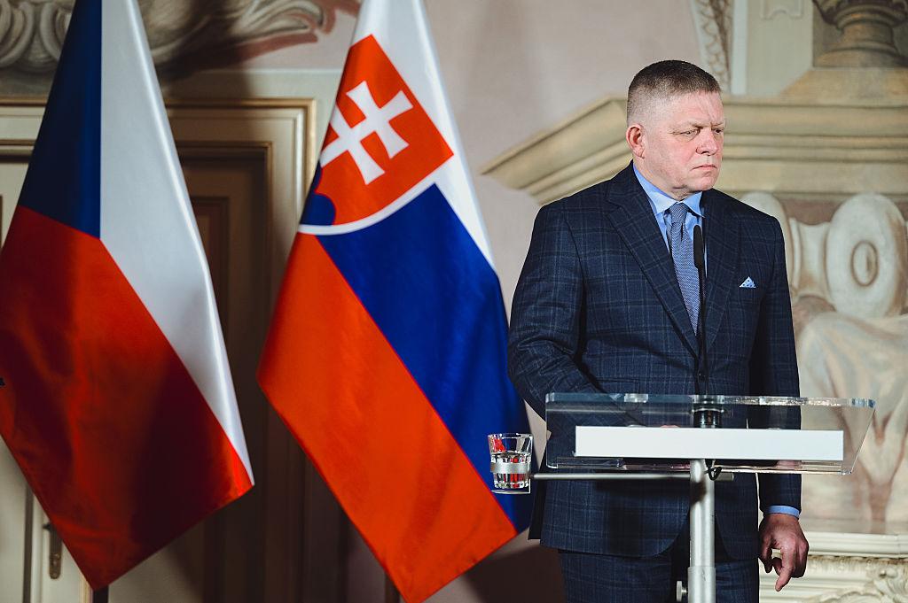 中东欧反俄联盟瓦解？
斯洛伐克、匈牙利带头转向，东欧地缘格局迎来拐点？
 
7月