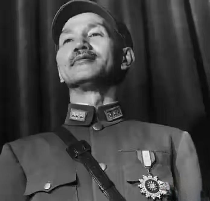 有些决定，一旦落笔就成了无法挽回的遗憾，尤其是在乱世中放走了真正的军事奇才。历史