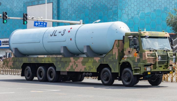 中国海军成功组织巨浪潜射战略导弹试射，本子日常哈气说表达严重抗议。
今天中午12