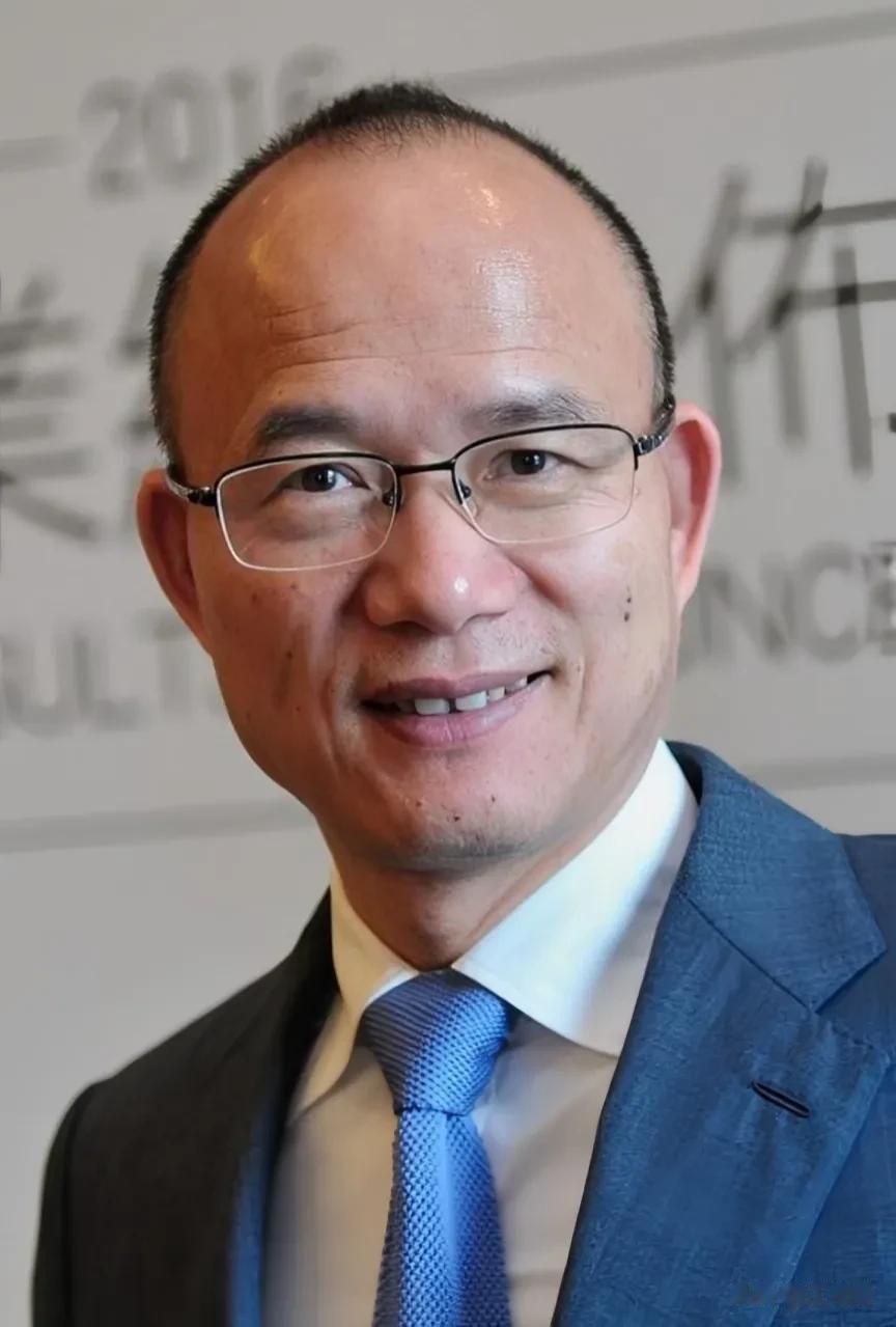 郭广昌是一位卓越的投资高手，但也走过一步“臭棋”，那就是斥资40亿、收购了婚恋网