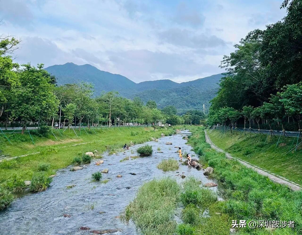 河南开了一个好头，让领导先休假，这从观念上进行了一个突破，劳逸结合，工作与生活平