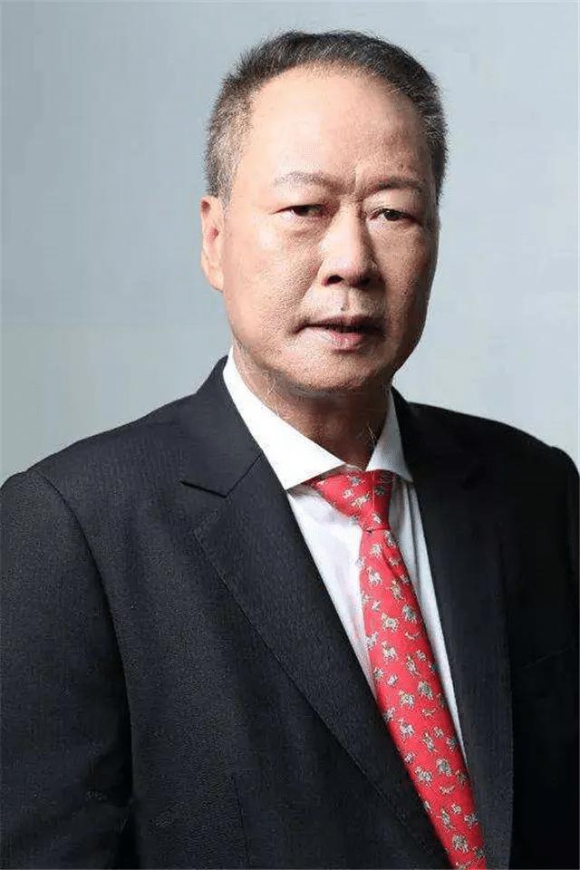 深圳地产隐形大佬！450亿身家跪拜禅寺，星河凭啥稳立行业潮头
深圳般若禅寺的寻常