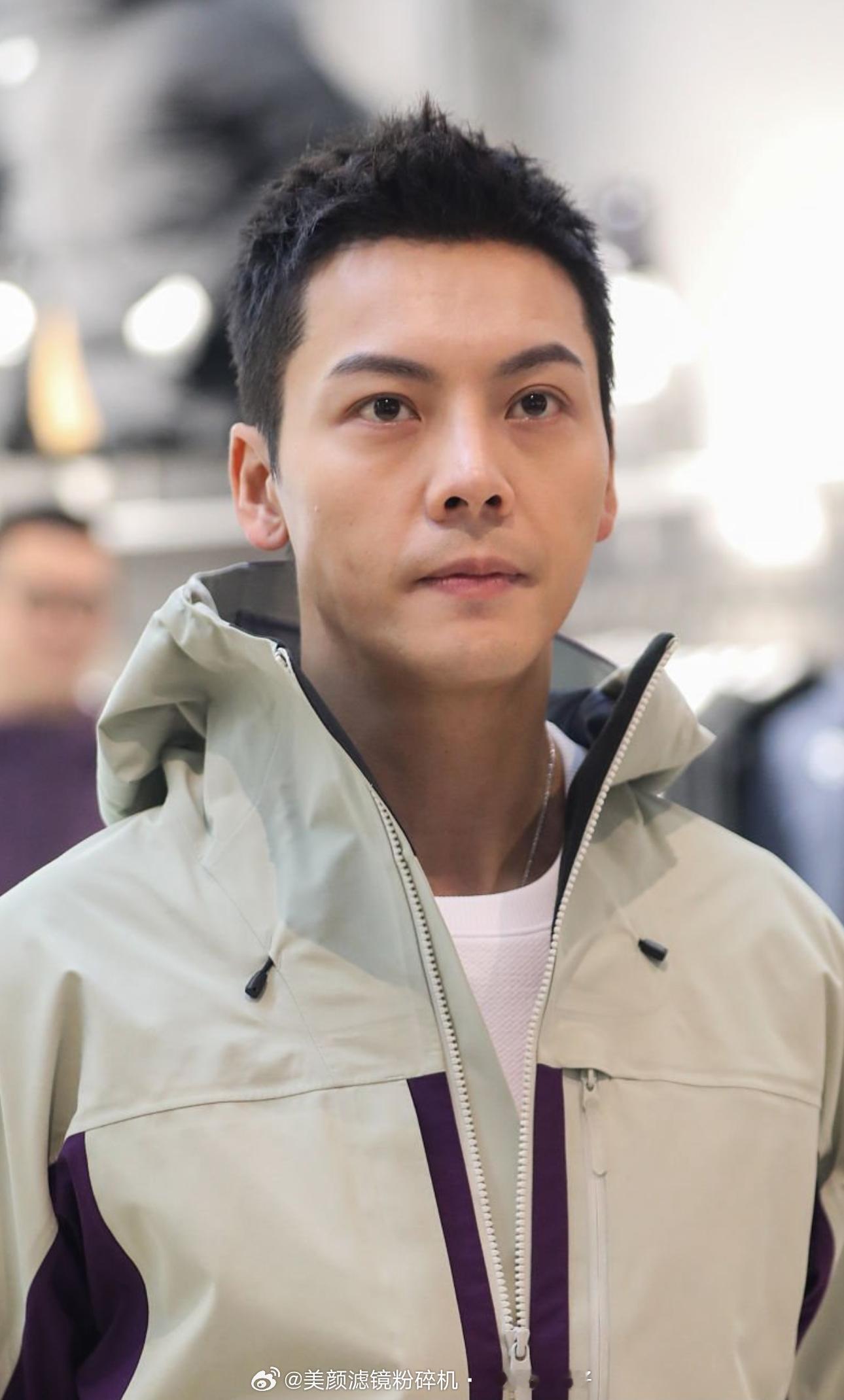 陈伟霆昨日活动新闻图（恭喜🎉）陈伟霆何穗官宣生子 ​​​