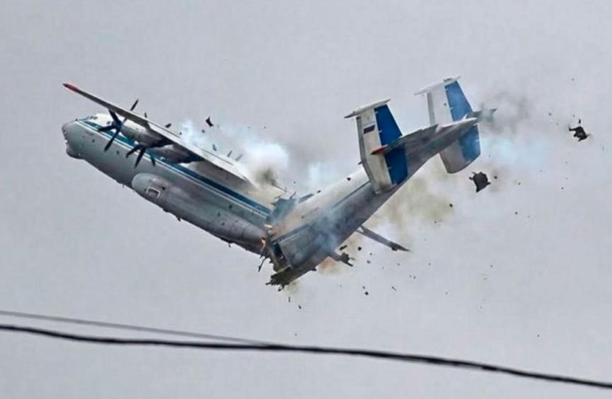 12月14日，俄罗斯安-22大型运输机坠毁视频公开，机组成员总计7人，无人生还！