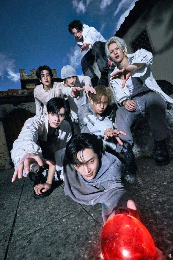 ENHYPEN 《THE SIN : VANISH》回归概念照公开，将于1月16