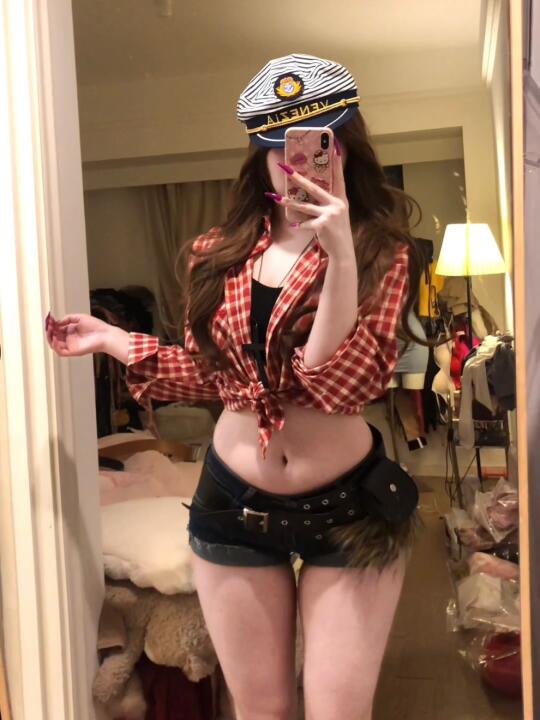 美式辣妹的夏天👅