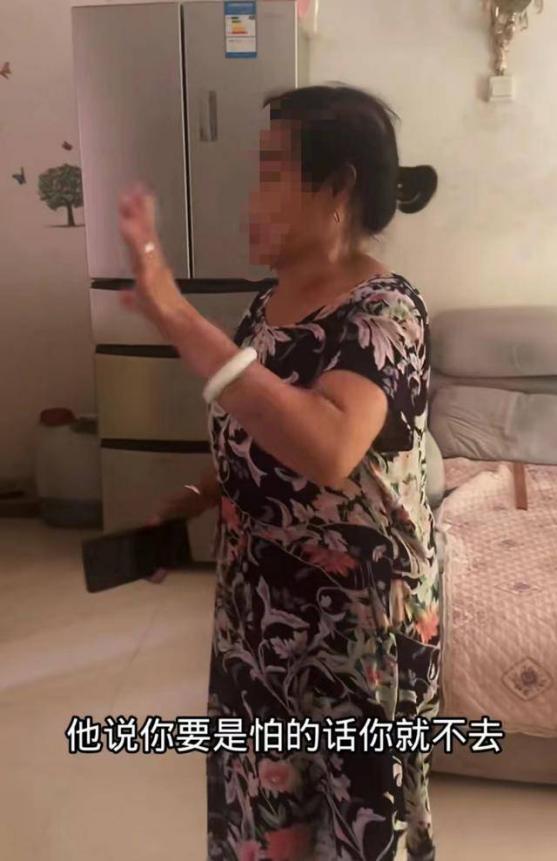 海南海口一位老人执意要参加39.9元的4天3晚桂林游,儿子苦劝无果。这背后,究竟