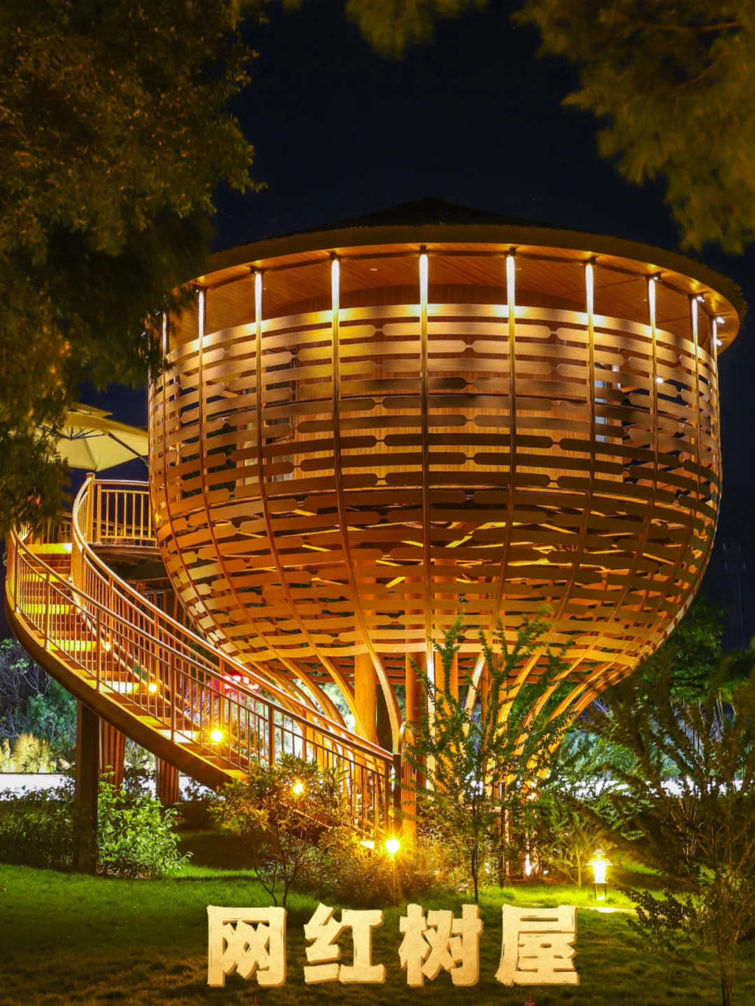 春节加班加点忙招呼客人忙做饭，身心疲惫，伴随着节后出游人数的减少，旅游产品价格的