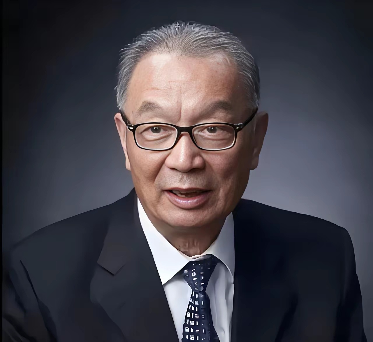 温铁军教授曾一针见血地指出：实现不了共同富裕，就不是偏差，而是战略性的失败。 