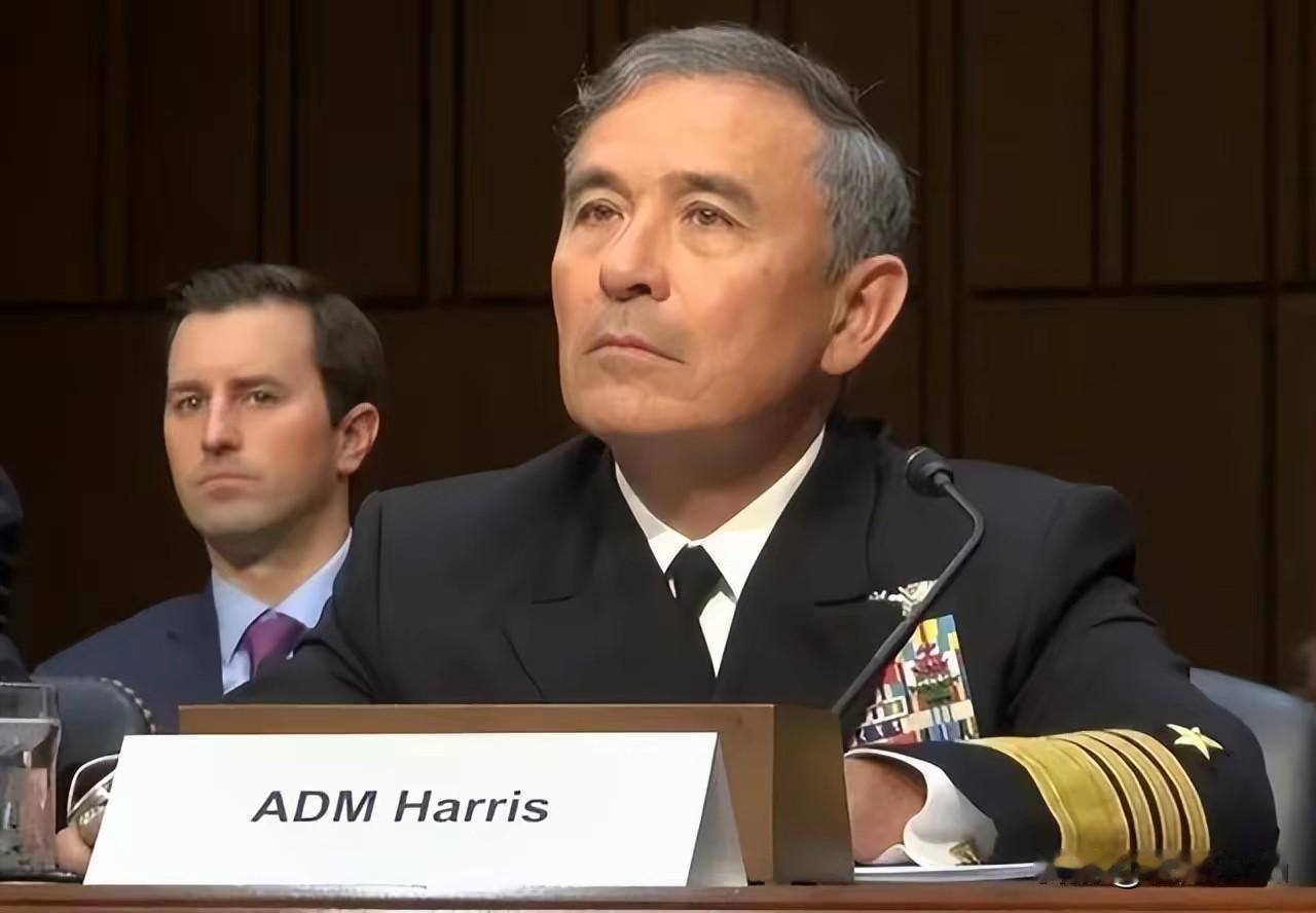 从叫嚣今夜就开战到坚决不冲
突 美国人为何变念
美国2016年哈里斯叫器南海“今