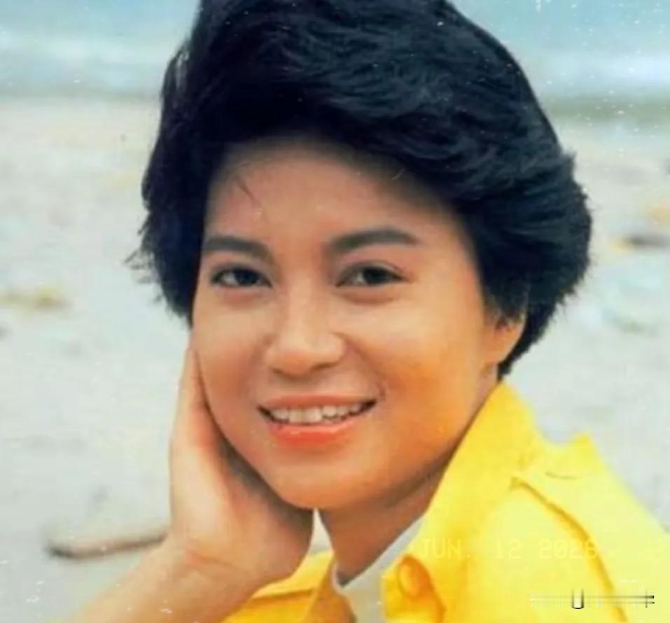 演员陈敏儿走了，
她不是死于贫穷，
也不是死于饥饿和寒冷，她离开的原因是因为疾病