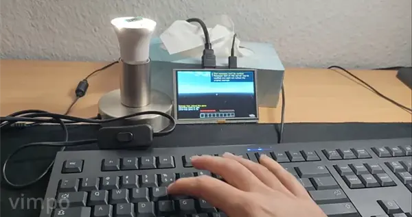 大神把我的世界服務器塞進一顆燈泡！靠一顆192MHz核心成功運行