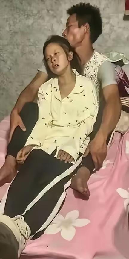 看完云南杨玉敏的人生遭遇，心里压抑了许久缓不过来。三十四岁本该是从容舒展、好好享