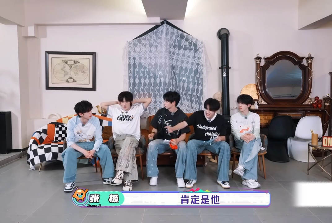 左航说朱志鑫已读乱回朱志鑫已读乱回左航未读乱回关于谁最爱已读乱回这件事左航和朱志