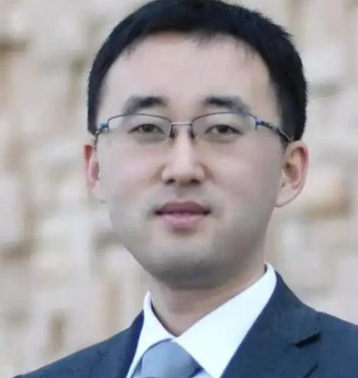 “中国活该被日军欺辱”、“郑州大暴雨是报应！”2020年，清华高材生李睿说出如此