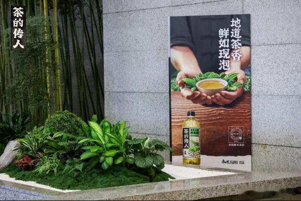 很喜欢登机前的十分钟茶的传人地道茶香鲜如现泡尝一口春天的茶香春日出行，在浦东机场