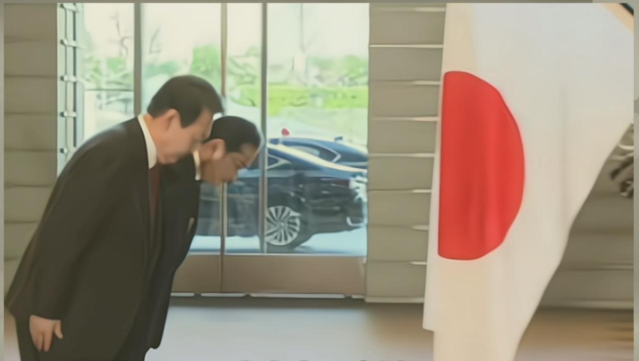 小日子越来越抽象了！在我看来它这是缺乏自信的表现，想着通过这种方式给国内民众展现