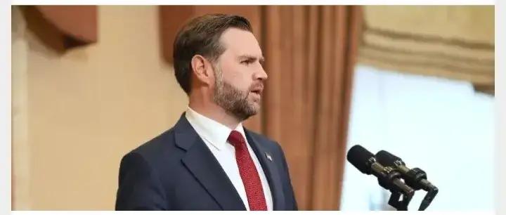 特朗普让美国变成“暴徒国家”了吗 特朗普说美国“正被一群疯狂的极端分子掌控”，还