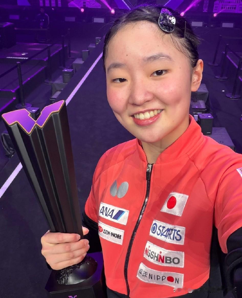 不知道大家是否注意到了一个现象，那就是在重庆冠军赛男女单打决赛结束之后，对于女乒