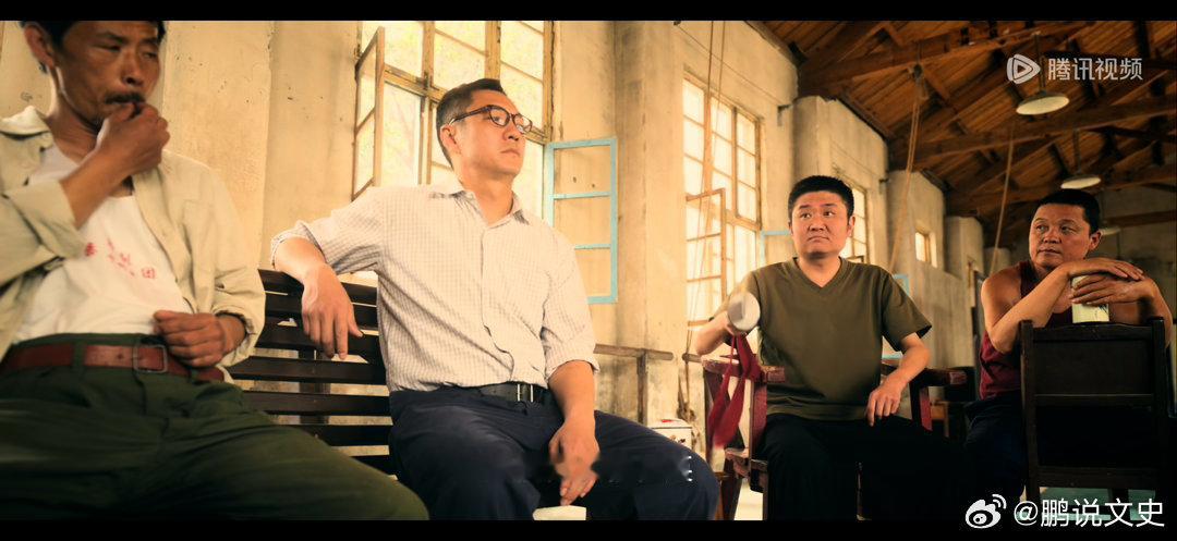 电视剧主角主演轮番一人一折也是戏曲表演非常常见的形式了，尤其纪念性的演出一般都几