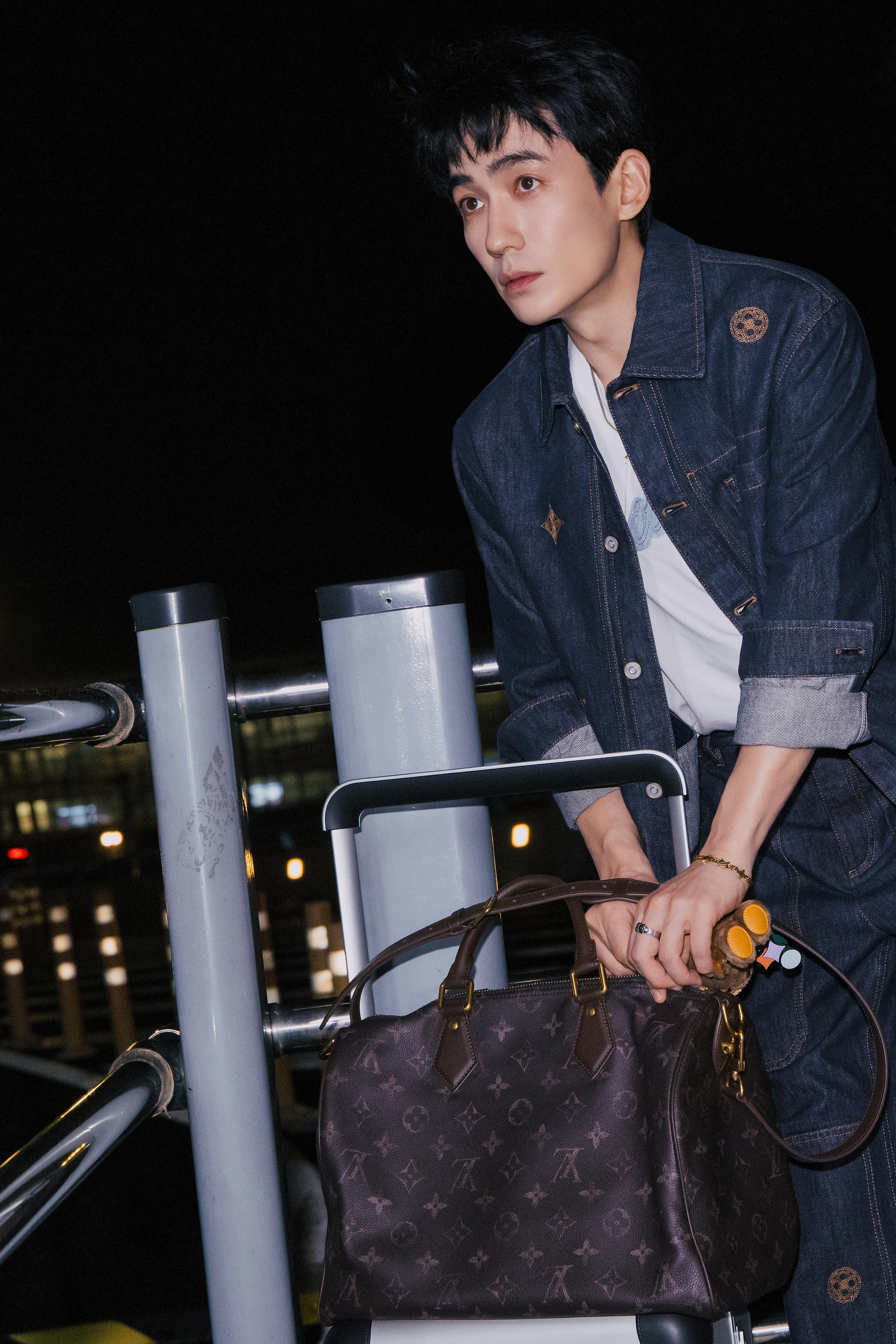 朱一龙｜巴黎男装周 我们影帝正式出发啦 ！Louis Vuitton 品牌代言人