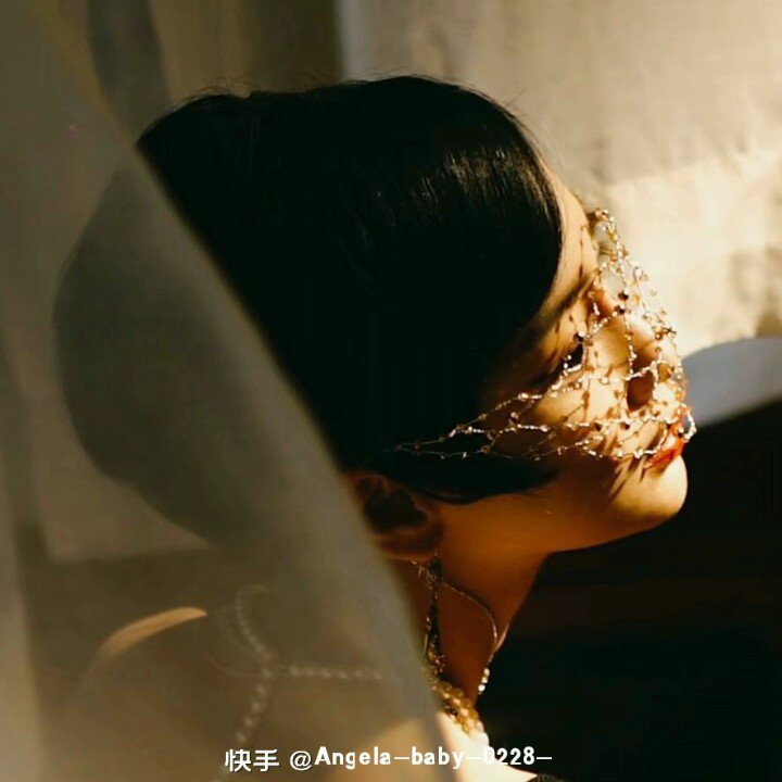 angelababy angelababy 你是我荒芜心田里的一抹月光，温柔了每